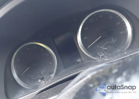 2019 Toyota Highlander Le from USA, damaged, VIN 5TDBZRFH9KS722535